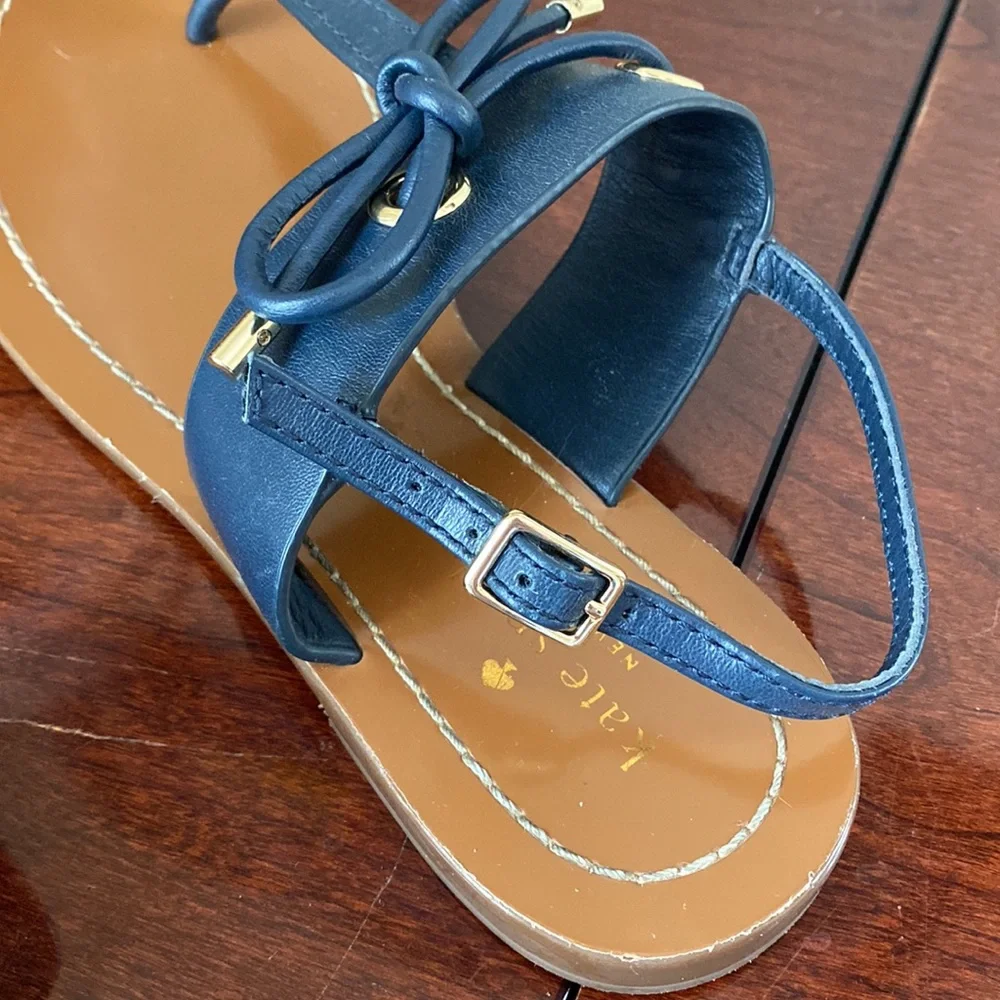 Kate Spade Carolina Navy Blue SZ 6 Nautical Yacht Club Preppy Bow Thong Sandals